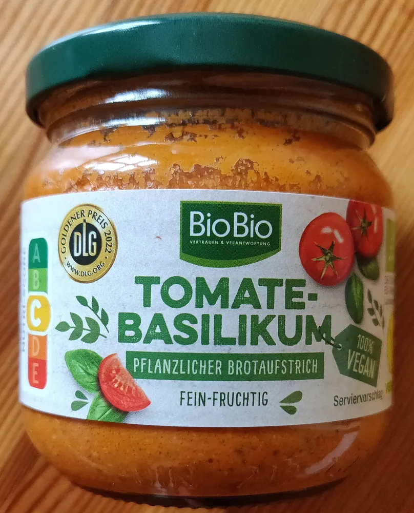 Brotaufstrich Tomate-Basilikum