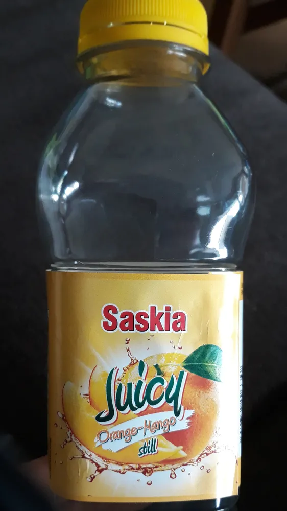 Juicy orange-mango
