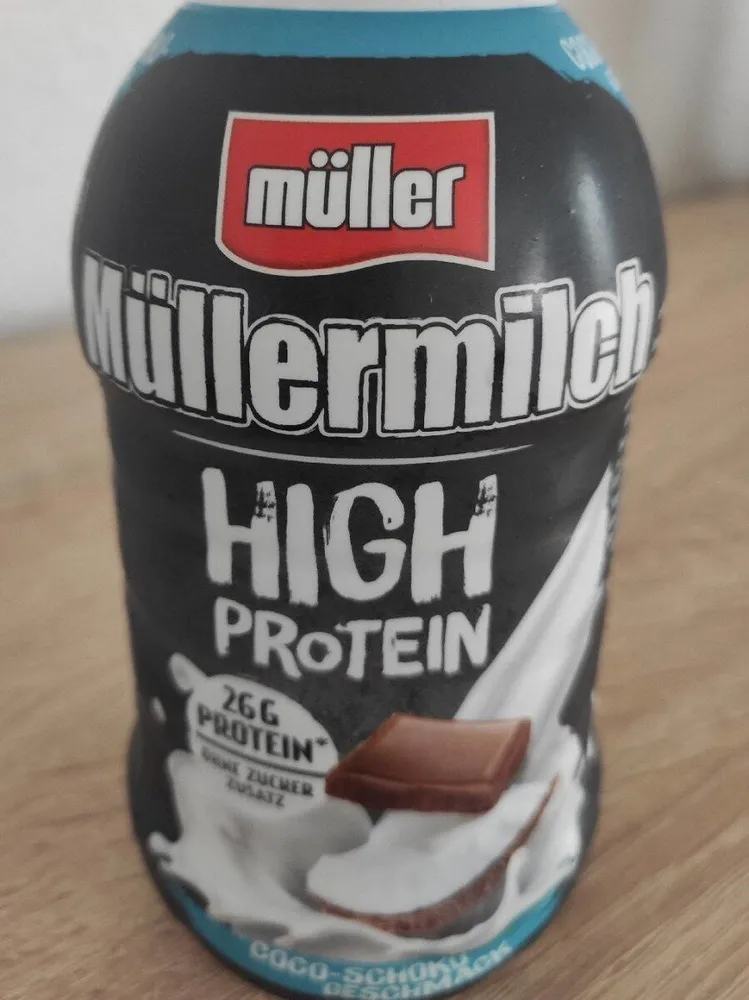 Milchmischzeugnis mit Kokosnuss-Schokoladengeschmack, wärmebehandelt. 1.5 %Fett im Milchnateil, mit Süßungsmitteln.