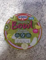 Smoothie Bowl mit Kiwi, Apfel, Ananas & Leinsamen