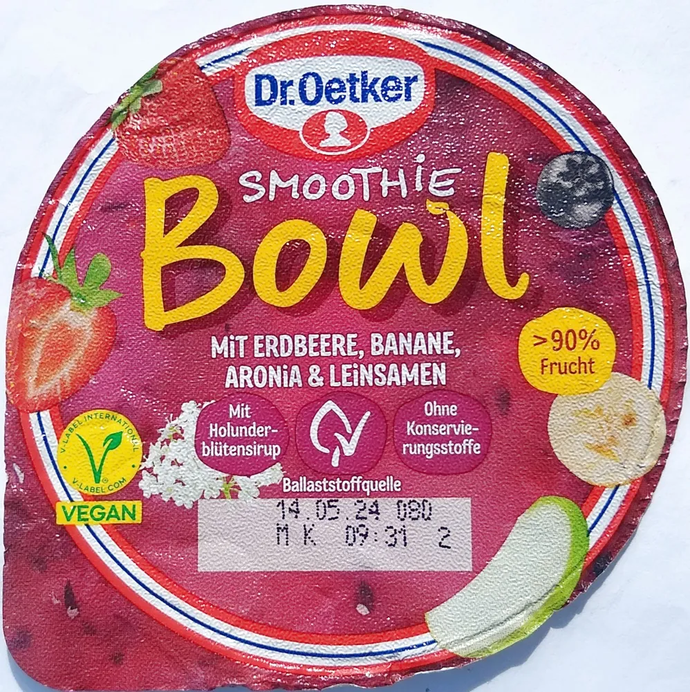 Smoothie Bowl Erdbeer-Banane-Aronia