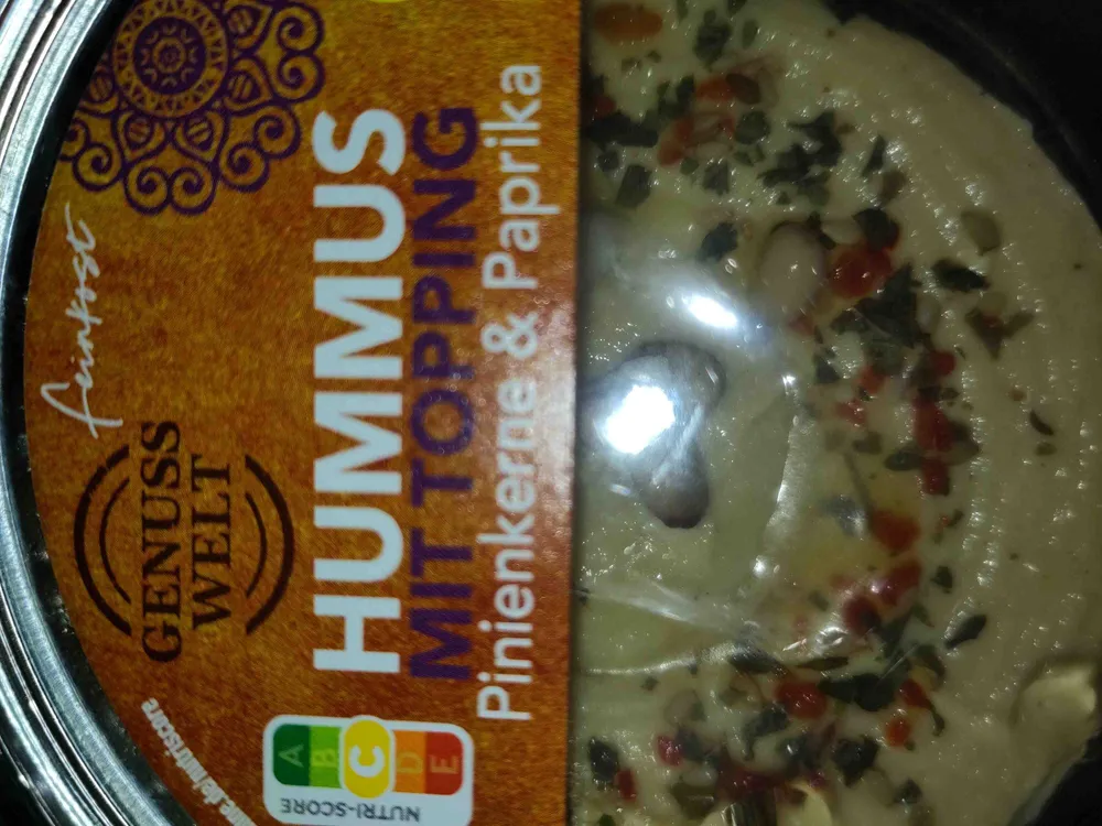 Hummus mit Pinienkerne & Paprika