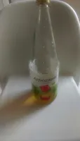 Jus de pomme pétillant