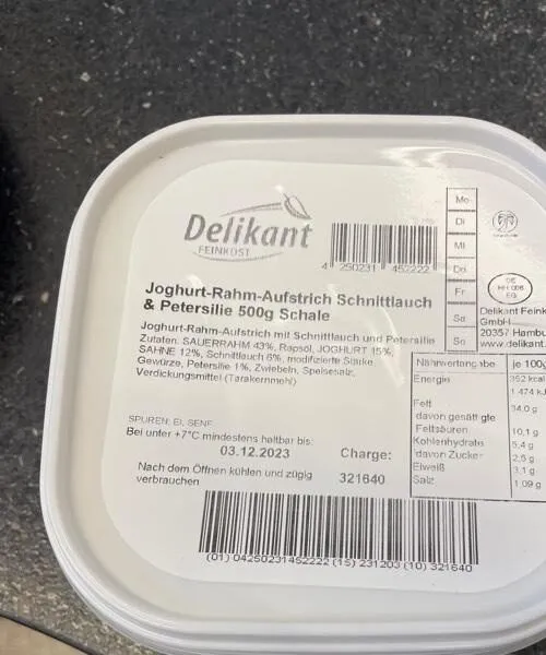 Joghurt-Rahm-Aufstrich Schnittlauch