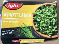 Schnittlauch fein gehackt
