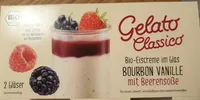 Bio-Eiscreme im Glas Bourbonvanille mit Beerensoße
