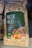 Früchte Müsli