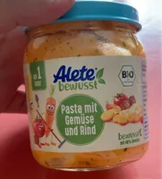 Pasta mit gemuse und rind