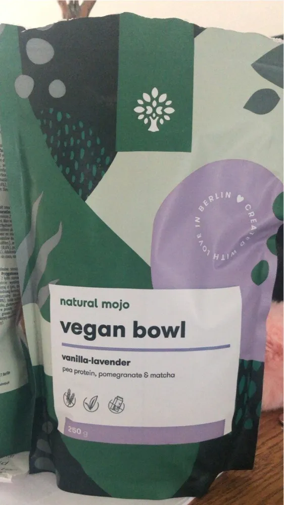 Vegan bowl vanilla-lavender