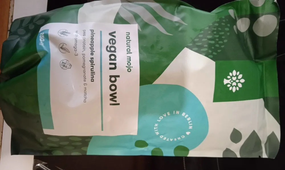 Vegan bowl spiruline à l'ananas