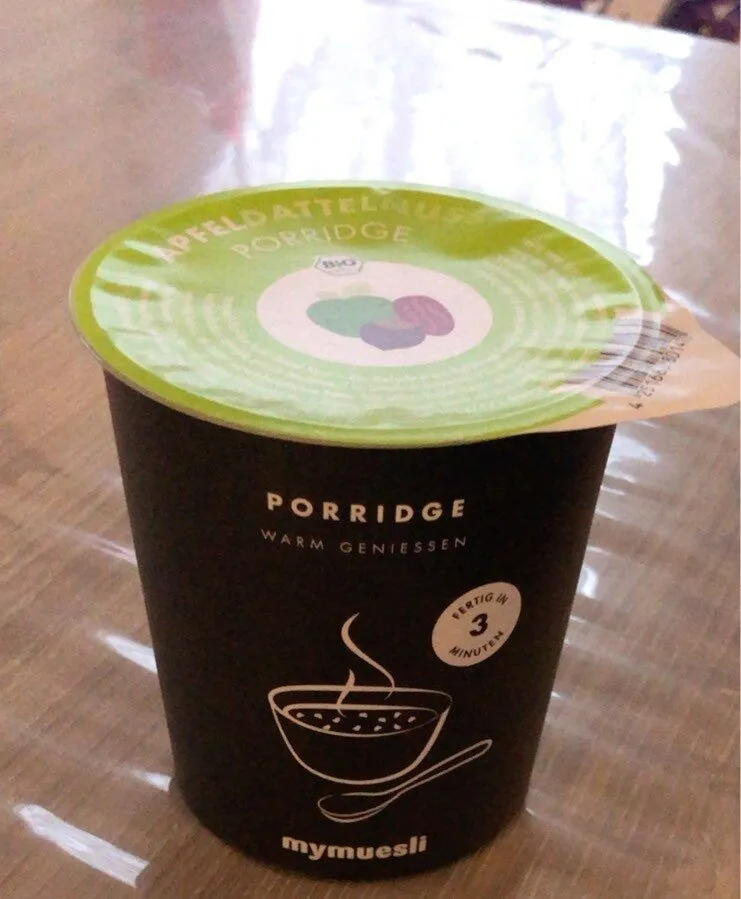 Apfeldattelnuss porridge