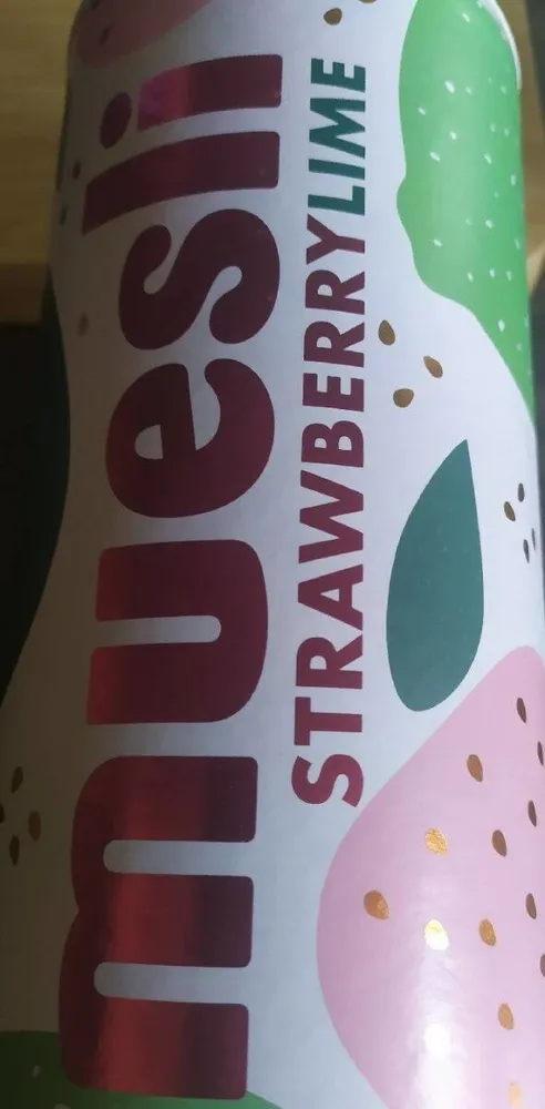 Strawberry lime muesli