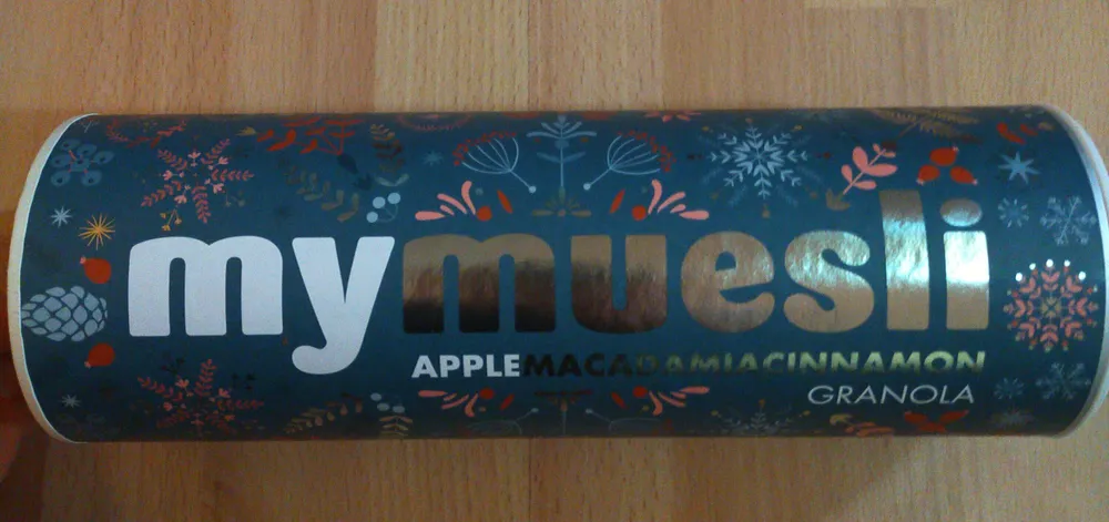 Müsli apple macadamia cinnamon granola