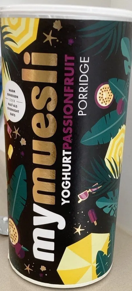 Yoghurt passionfruit porridge