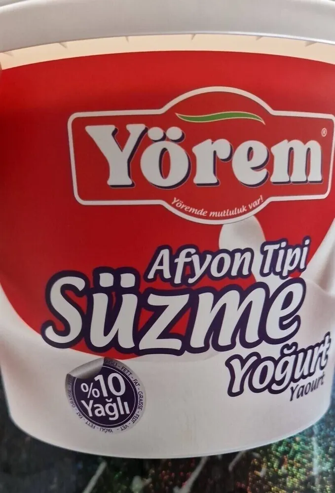 Suzme yogurt