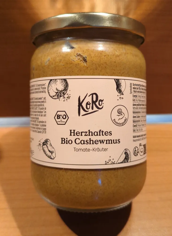 Herzhaftes Cashewmus - Tomate-Kräuter
