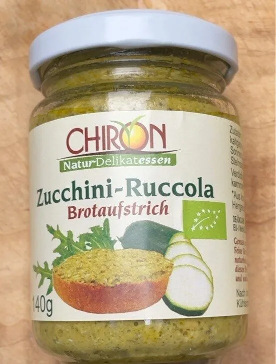 Zucchini Ruccola Brot Aufstrich