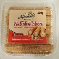 Waffelröllchen mit Halva-Cremefüllung
