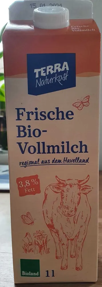Frische Bio-Vollmilch