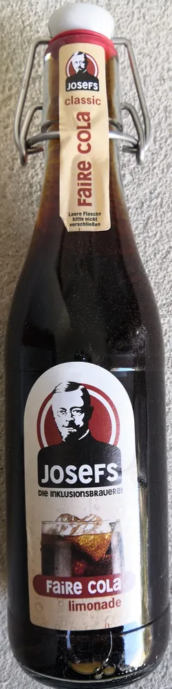 Cola