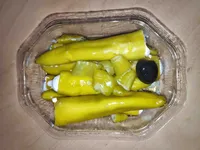 Peperoni gefüllt mit Frischkäsechreme