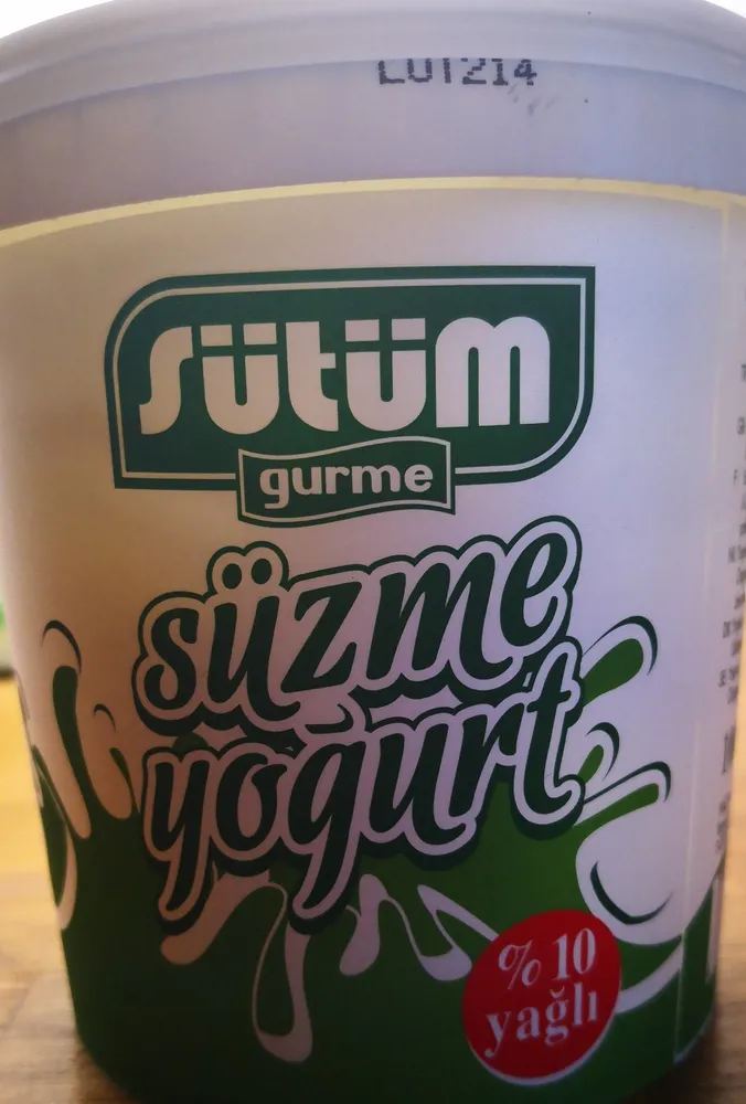 Süzme yogurt