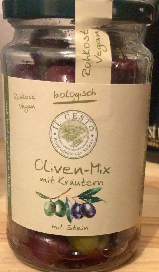 Oliven-Mix mit Kräutern, mit Stein