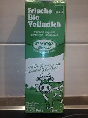 Frische Bio Vollmilch