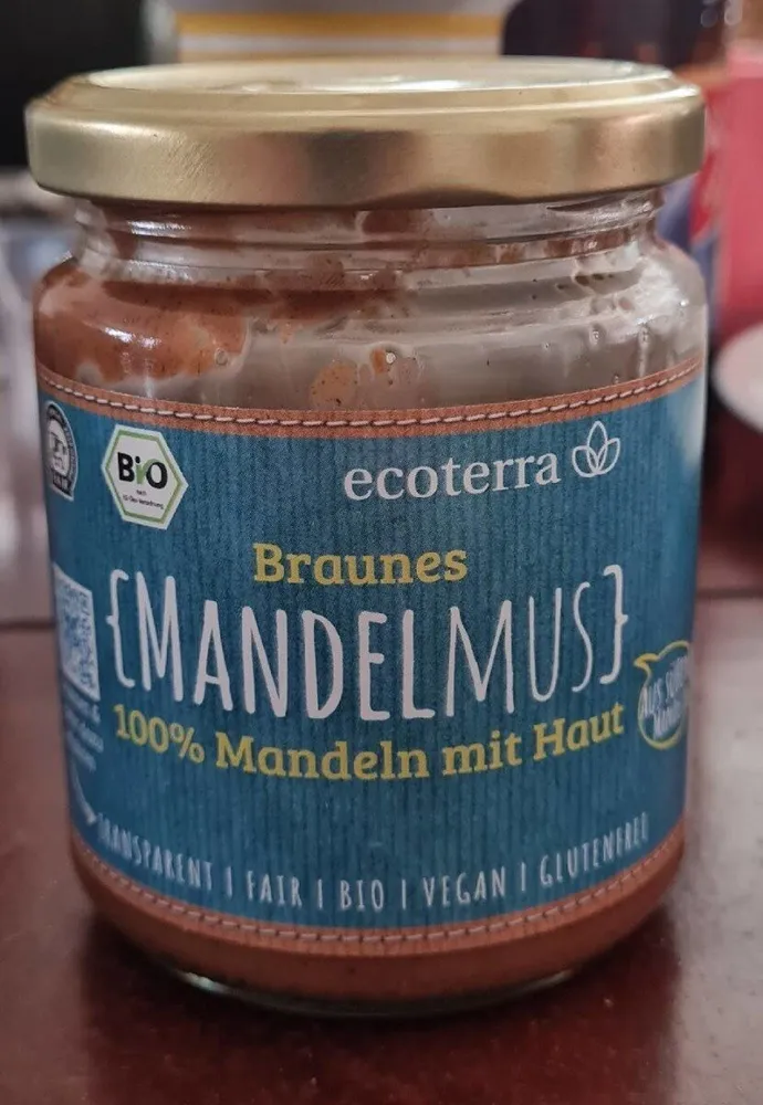 Braunes Mandelmus