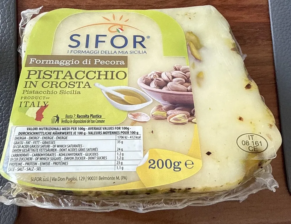 Pecorino Pistachio In Crosta