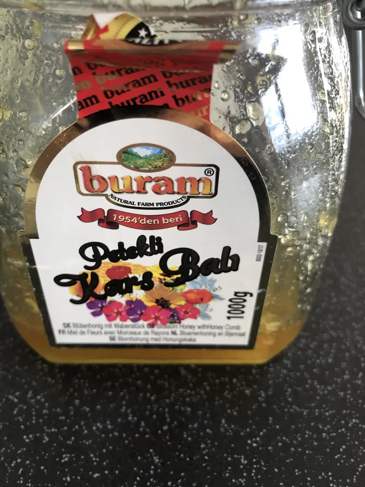 Buram Honey Comb With Flower Honey