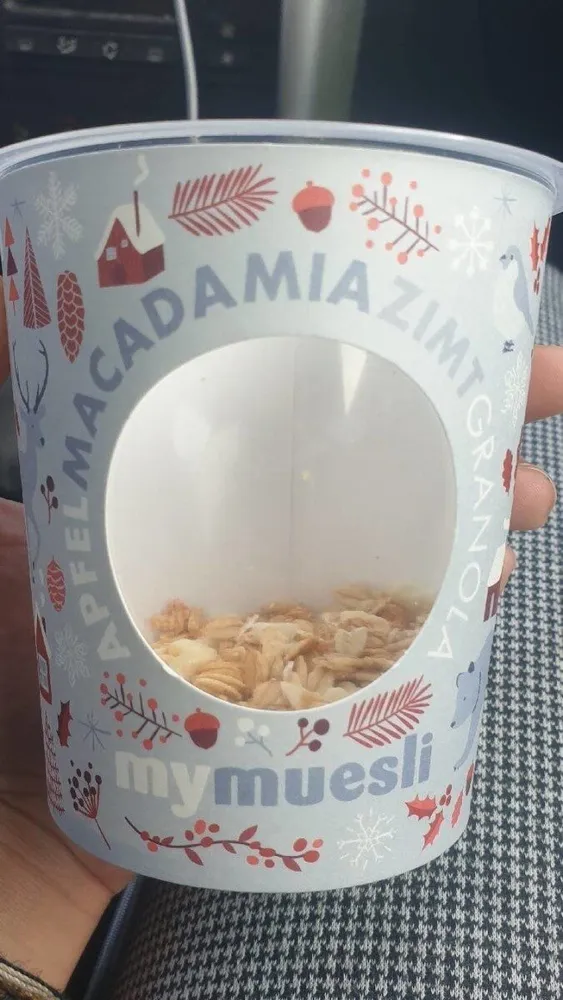 Macadamia/granola/pomme