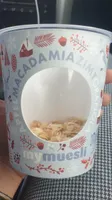 Macadamia/granola/pomme