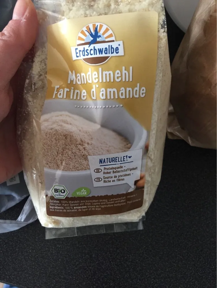 Mandelmehl