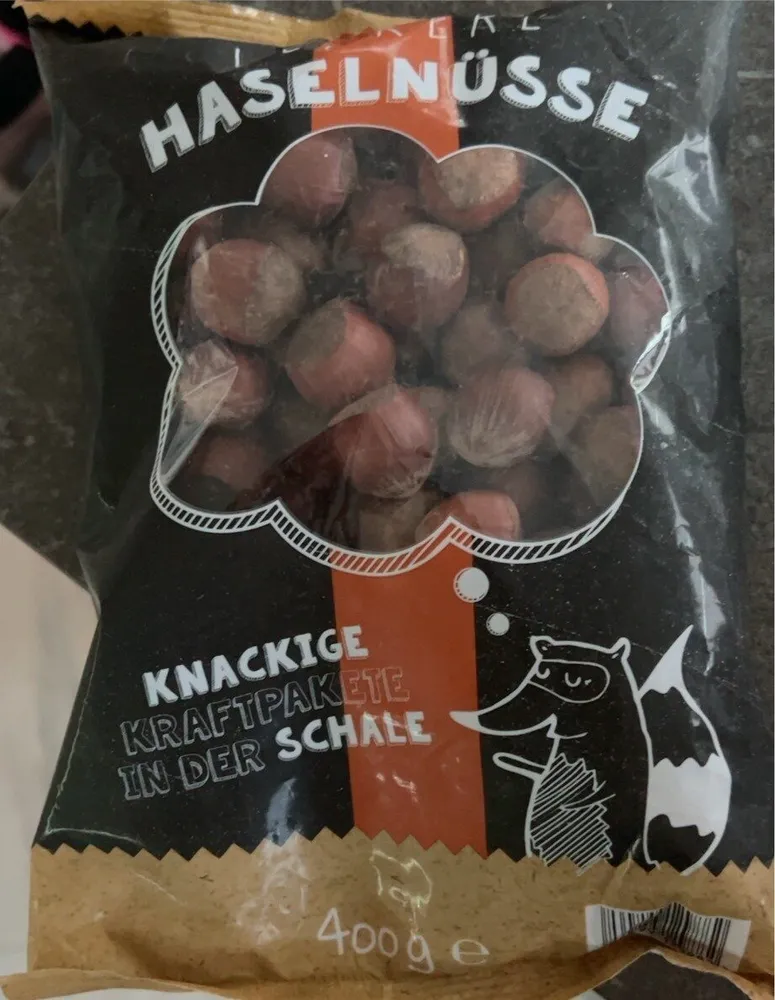 Haselnüsse