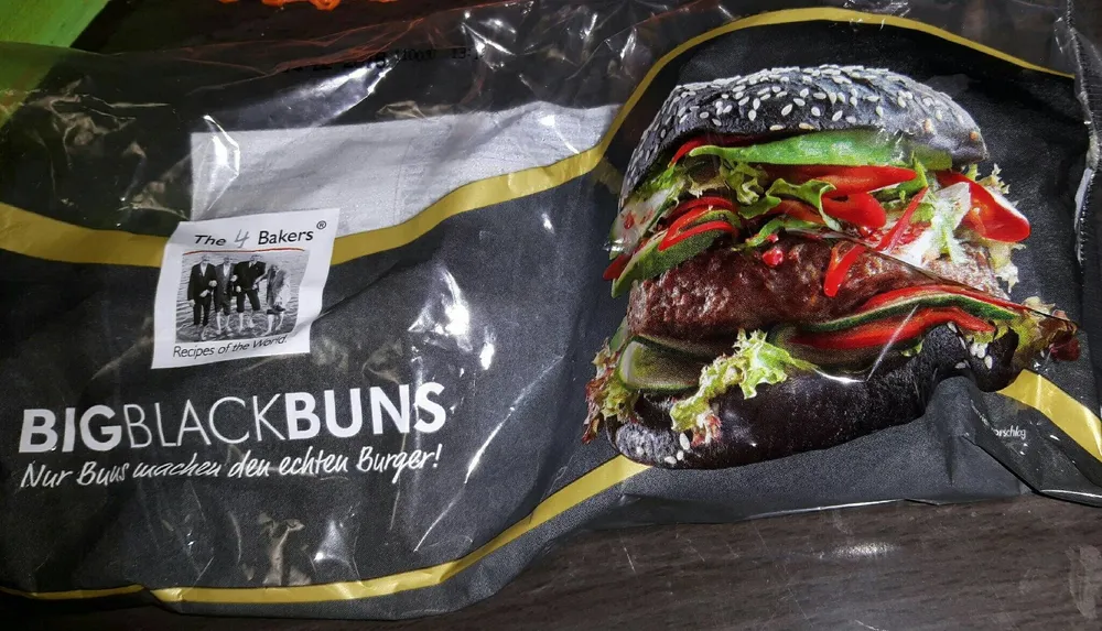 BIG BLACK BUNS