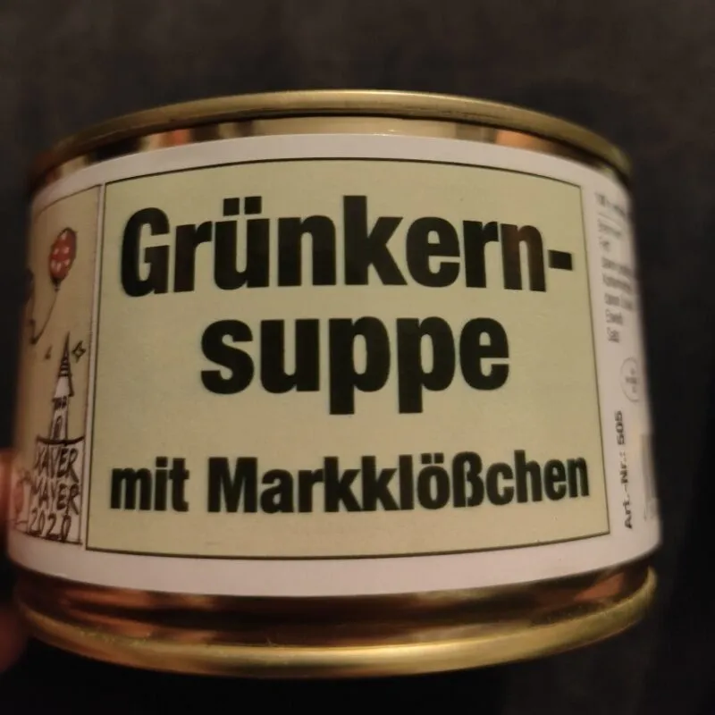 Grünkernsuppe mit Markklößchen