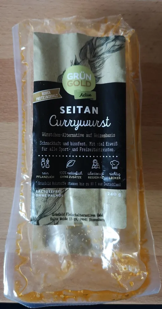 Active Seitan Currywurst