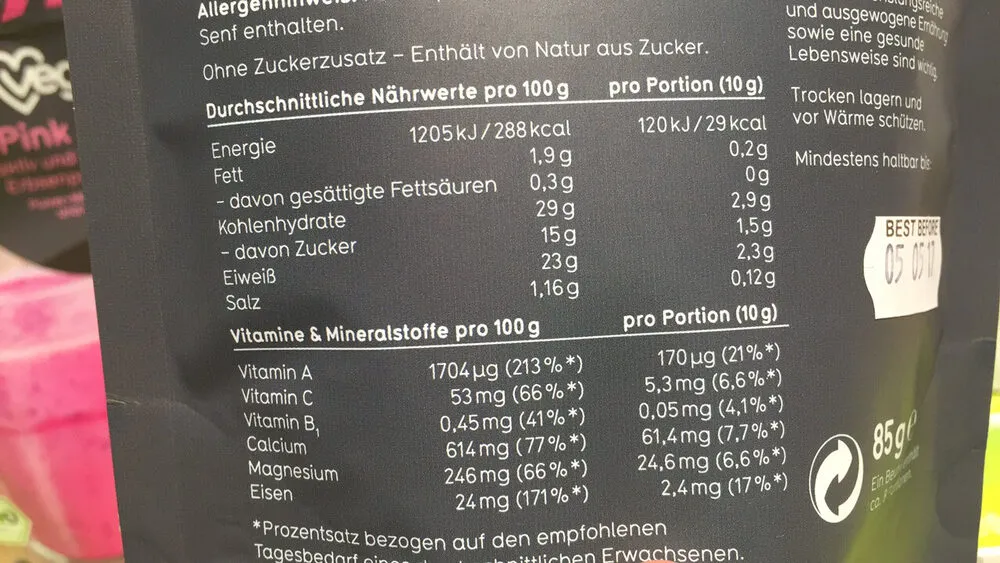 Bio-Pulvermischung mit Weizengras und Spirulina