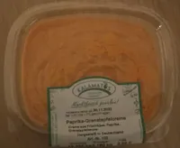 Paprika-Granatapfelcreme