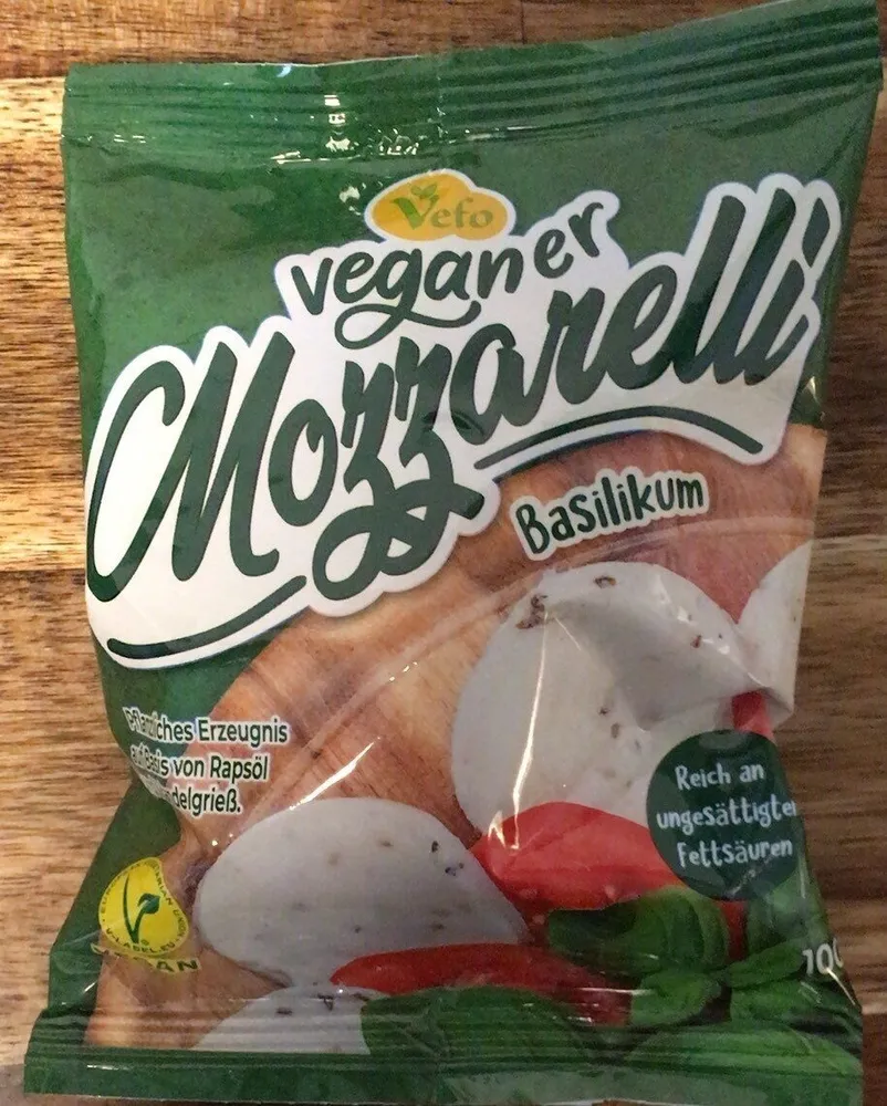 Veganer Mizzarelli Basilikum