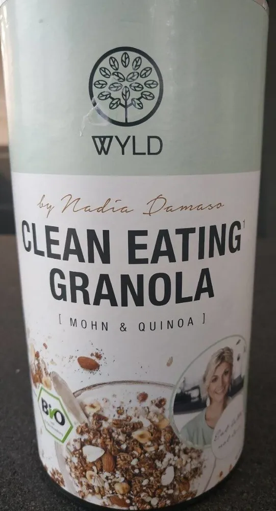 Clean eatin granola
