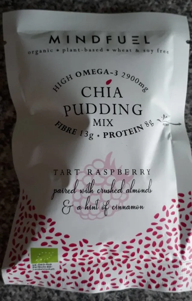 Chia pudding tart raspberry