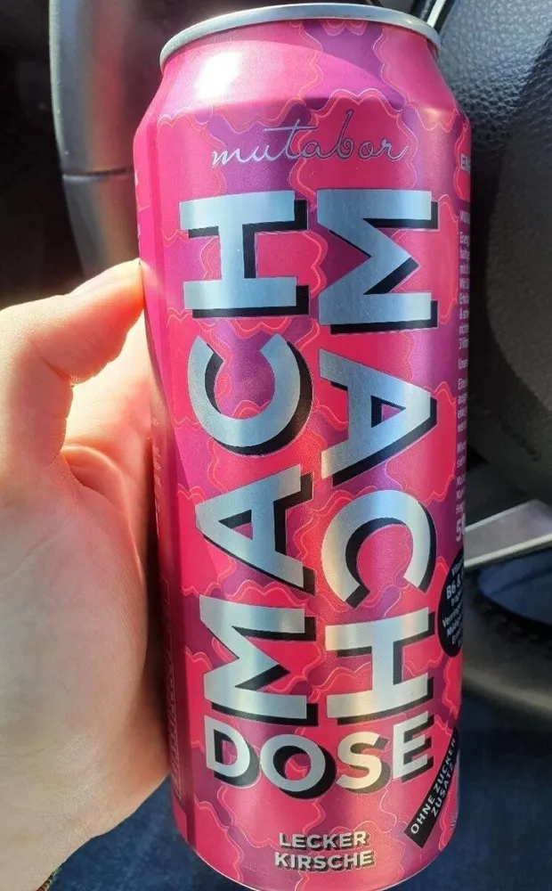 Energy drink kirsche