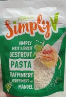 Gestreut Pasta raffiniert verfeinert mit Mandel