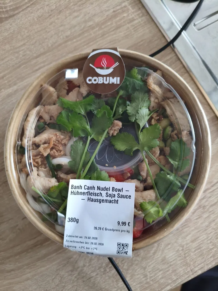 Banh Canh Nudel Bowl - Huhnerfleisch, Soja Sauce - Hausgemacht
