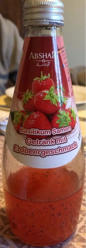 Boisson aux graines de basilic goût de fraise