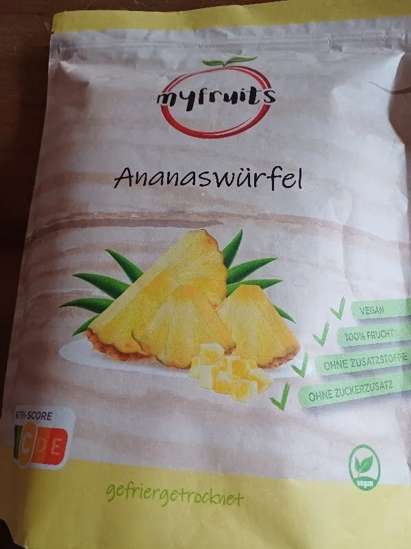 Anananaswürfel gefriergetrocknet