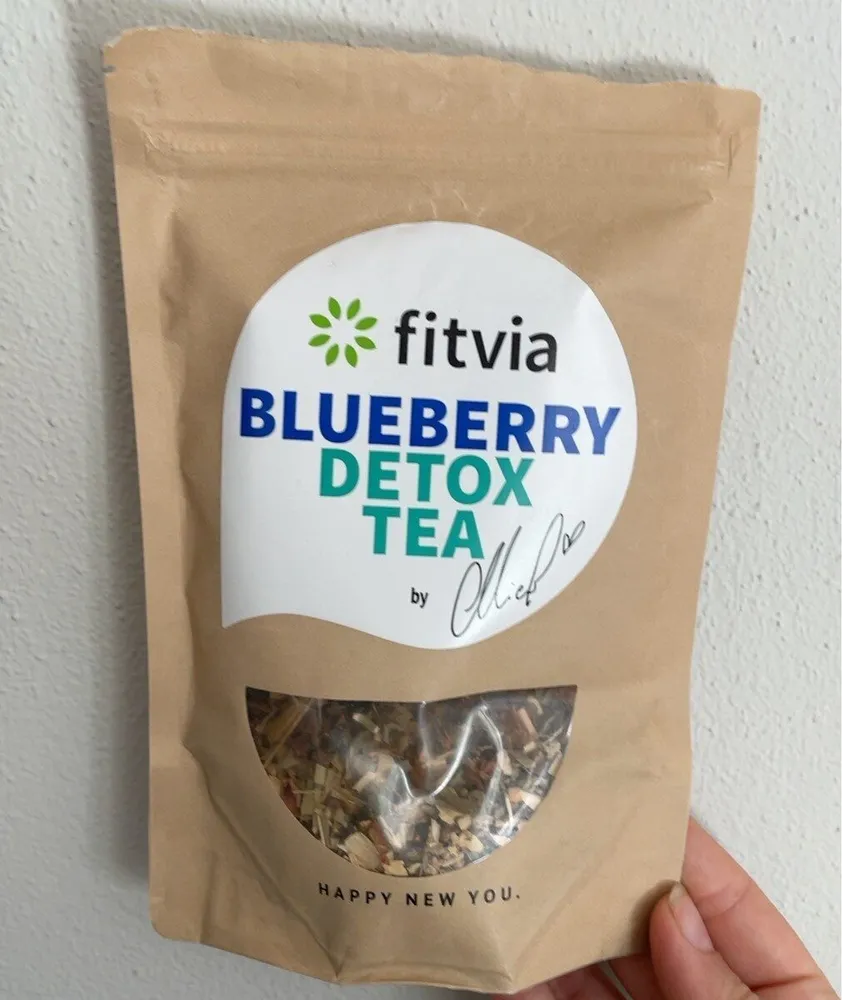 Blueberry detox tea