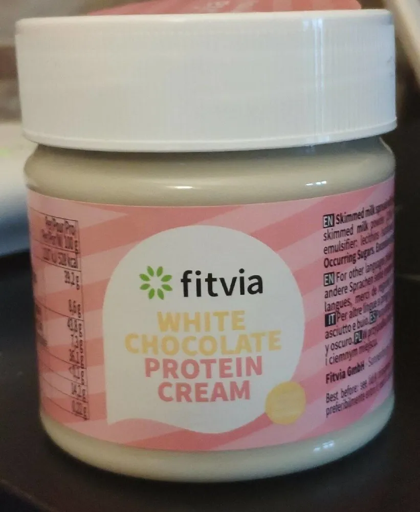 White chocolate protein cream
